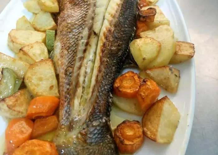 Hotel Dollari Kryemedhej