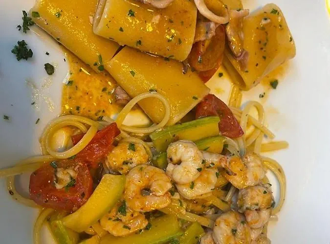 Dollari Hotel Kryemedhej